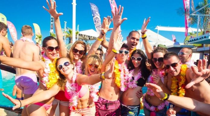 Conoce las fiestas de solteros: viajes cuyo principal objetivo es conocer gente