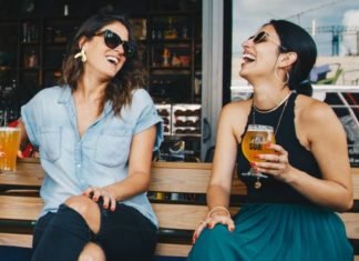 Compañía ofrece mil dólares por viajar a Bélgica y tomar cerveza