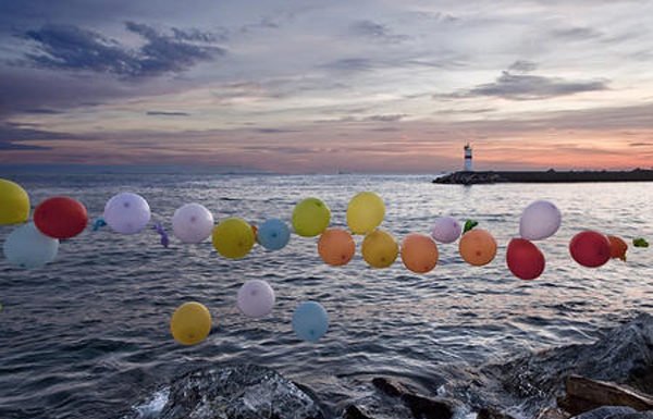 Los globos con helio no van al cielo: «van al mar y lo contaminan»