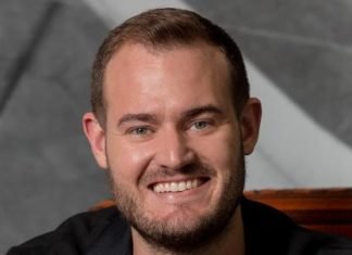 Dejó a Morgan Stanley para ser un blogger de viajes. Ahora tiene más de 20 empleados
