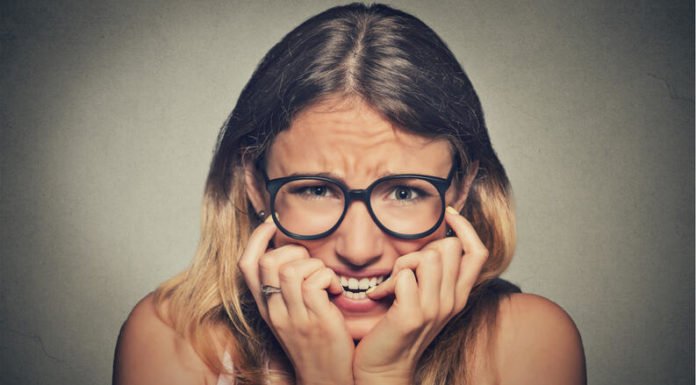 Comerte las uñas puede poner en riesgo tu vida: los peligros de la onicofagia