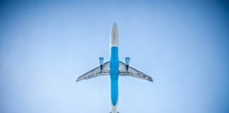 ‘Viajaron al pasado’: tres vuelos despegaron en 2020 y aterrizaron en 2019