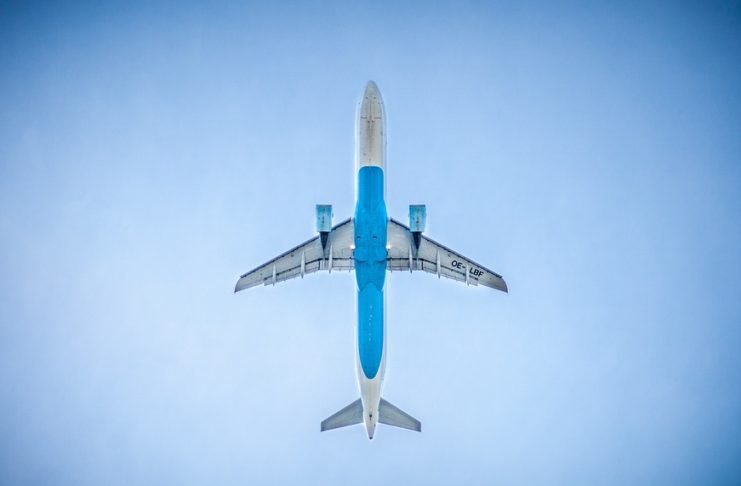 ‘Viajaron al pasado’: tres vuelos despegaron en 2020 y aterrizaron en 2019