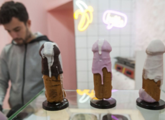 Conoce «La Pollería»: Un local en Madrid donde el waffle se sirve en forma de pene