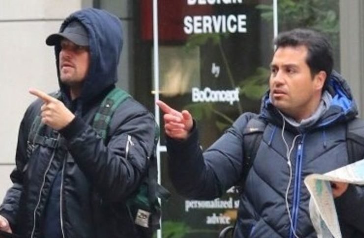 Leonardo DiCaprio intenta ayudar a turista confundido en las calles de New York
