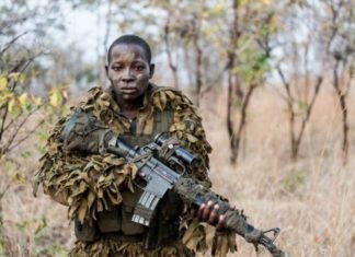 Conoce a las valientes mujeres que están combatiendo la caza furtiva de elefantes en Zimbabue