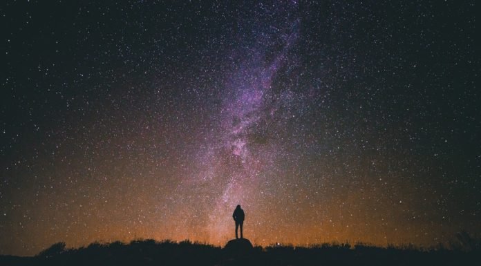 A partir de esta noche se podrá ver una lluvia de meteoritos con hasta 100 estrellas fugaces cada hora