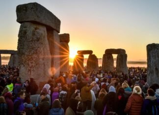 Stonehenge transmitirá en vivo su celebración del solsticio de verano por primera vez