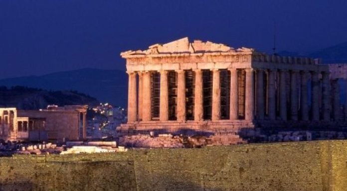 Grecia reabre la Acrópolis de Atenas