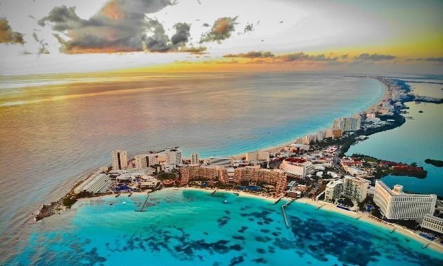 Hoteleros de Cancún lanzan campaña 2×1 en paquetes turísticos