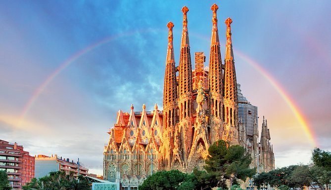 ¡Terminó la espera! Después de 136 años, La Sagrada Familia está casi lista