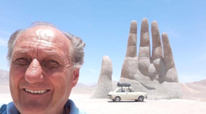 Jubilado de 67 años viajó por Sudamérica en su auto modelo 77 y regresó feliz a casa